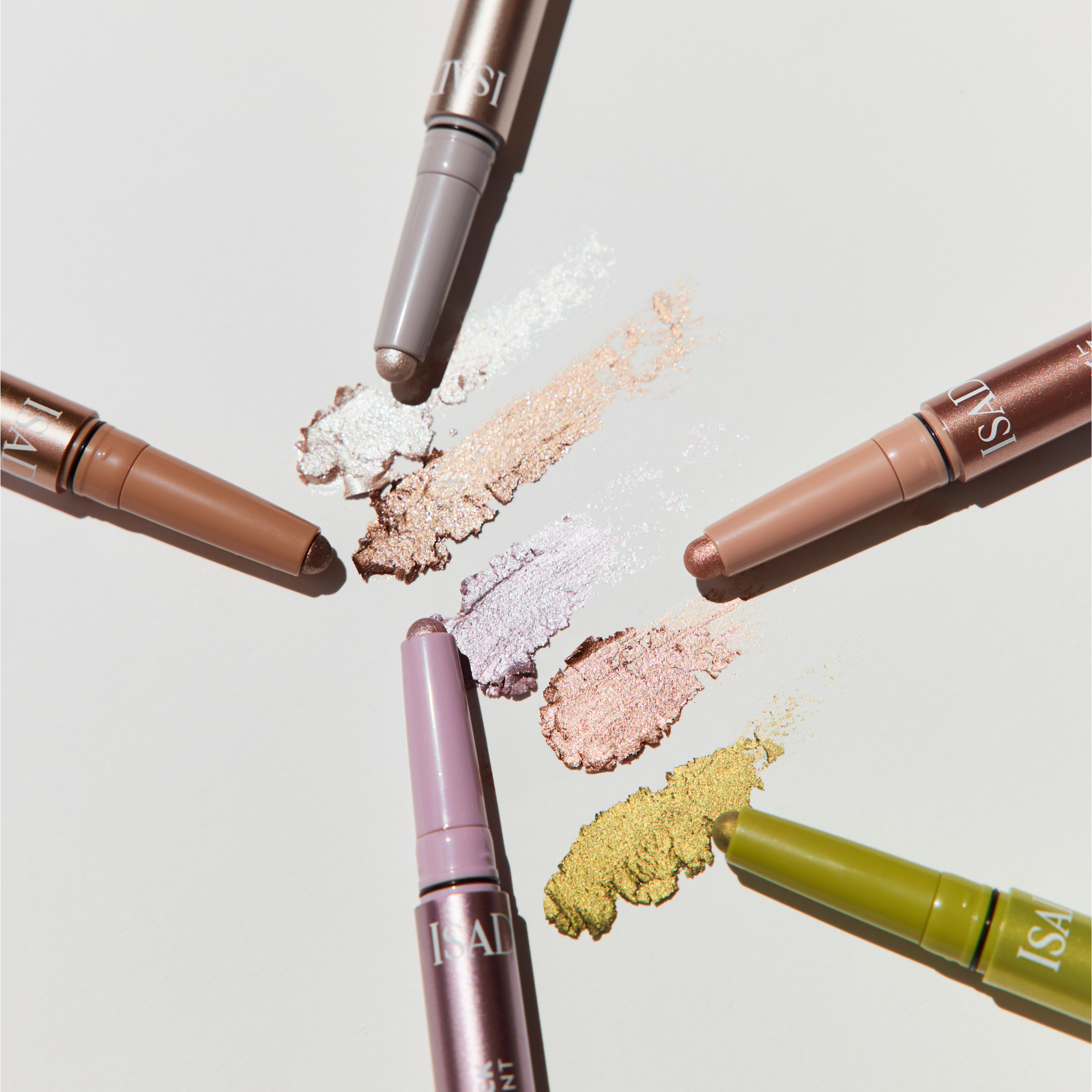 The Shimmer Eyeshadow Stick - Image 5