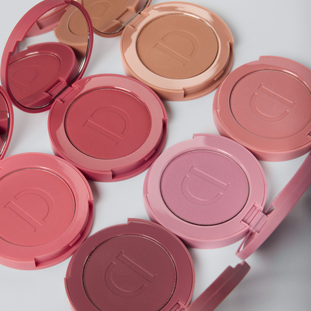 Powder Blush rumenilo